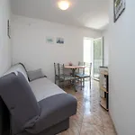 Apartman With Parking Space Pakostane, Biograd - 22462 Pakostane