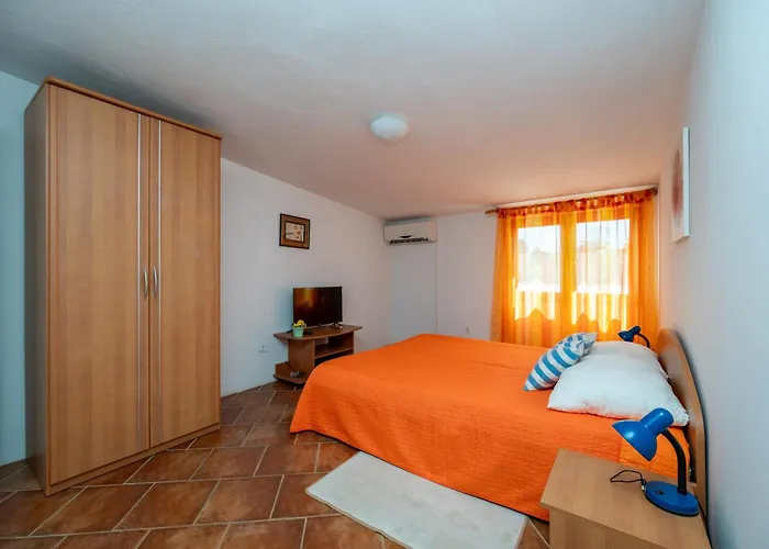 Apartman With Parking Space Pakostane, Biograd - 22462