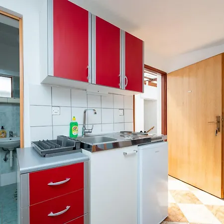 With Parking Space - Biograd - 22462 Apartment Pakostane