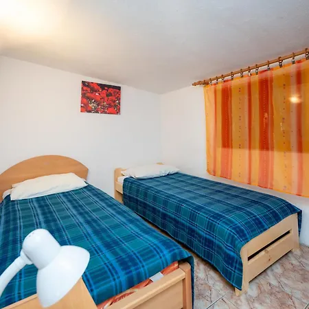 With Parking Space - Biograd - 22462
