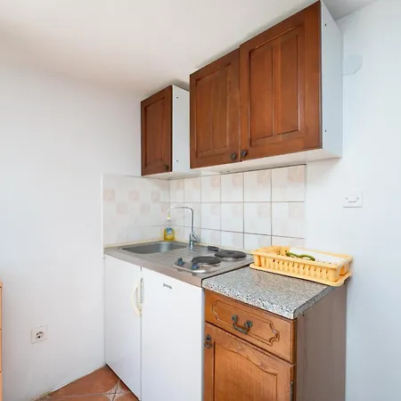 With Parking Space - Biograd - 22462 Pakostane