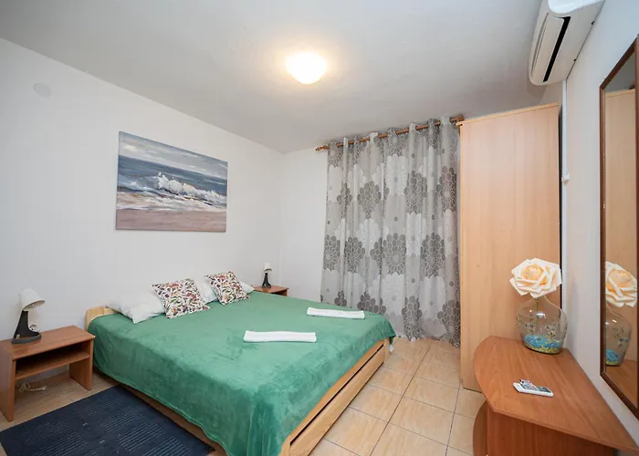 With Parking Space Pakostane, Biograd - 22462